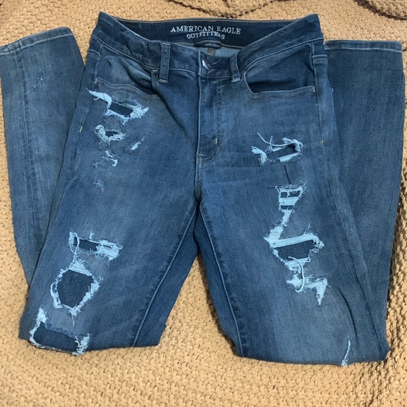 Dark Wash Distressed American Eagle Jeggings 8 REG - Picture 1 of 4